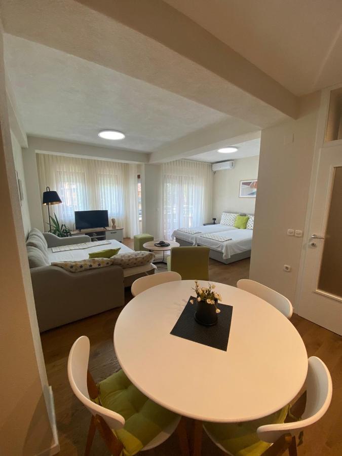 Apartment N & N Struga Luaran gambar